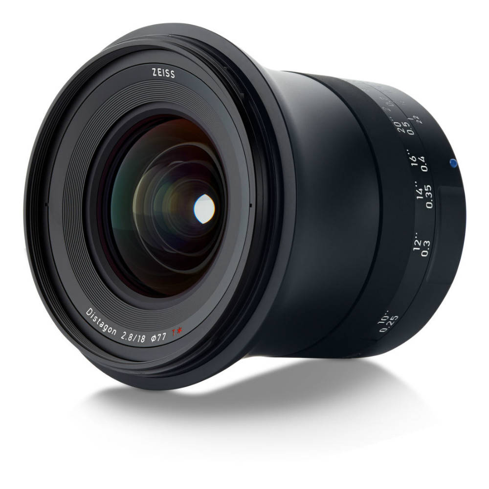 Zeiss Milvus 18mm f/2.8 monture ZE