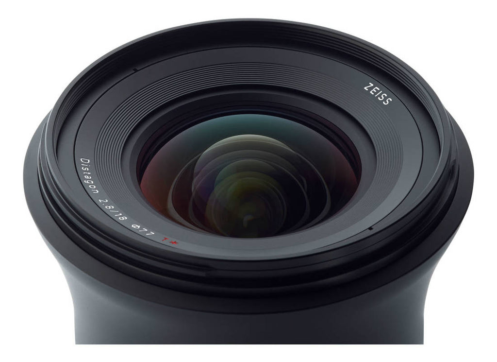Zeiss Milvus 18mm f/2.8 monture ZE