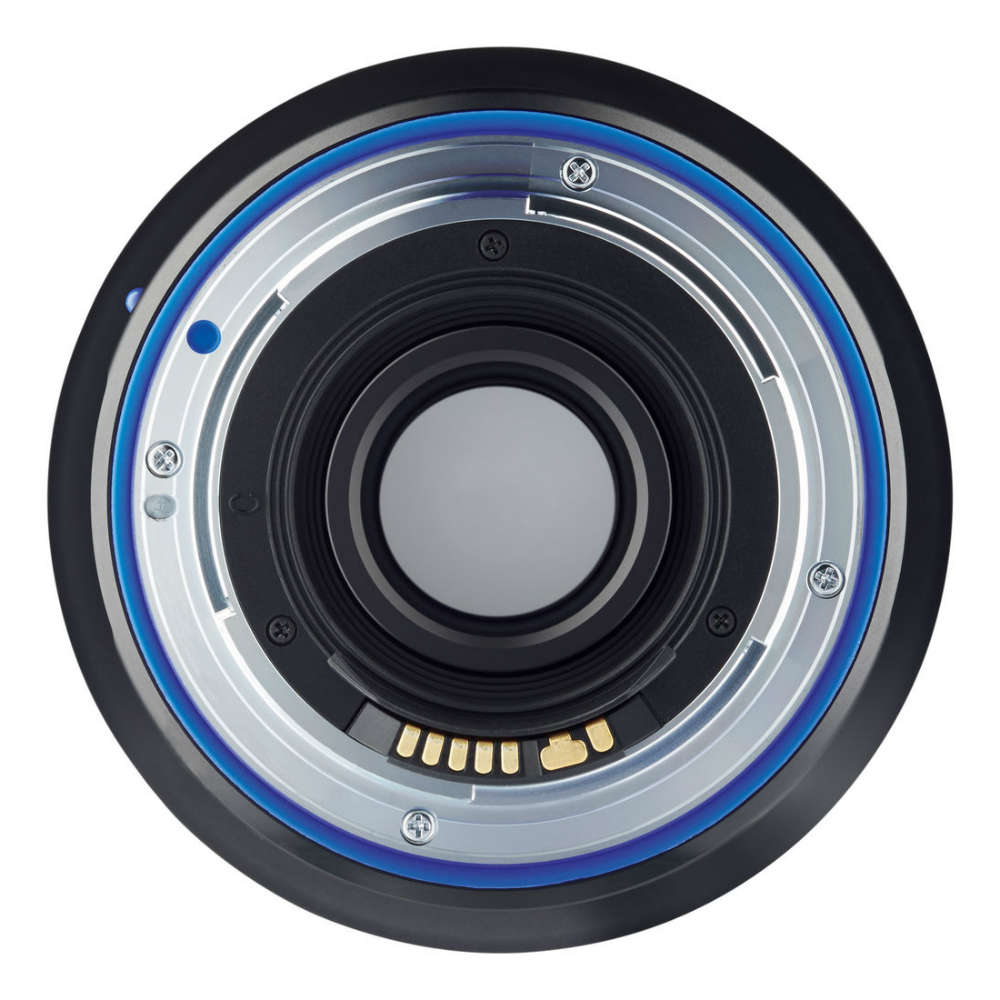 Zeiss Milvus 18mm f/2.8 monture ZE