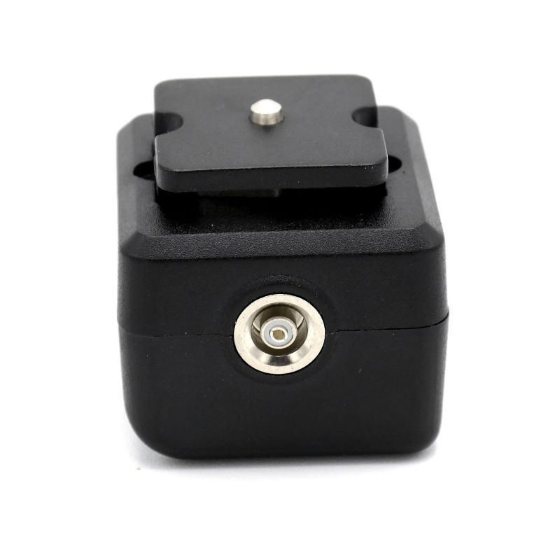 Adaptateur de griffe Caruba - (contact central vers contact X)