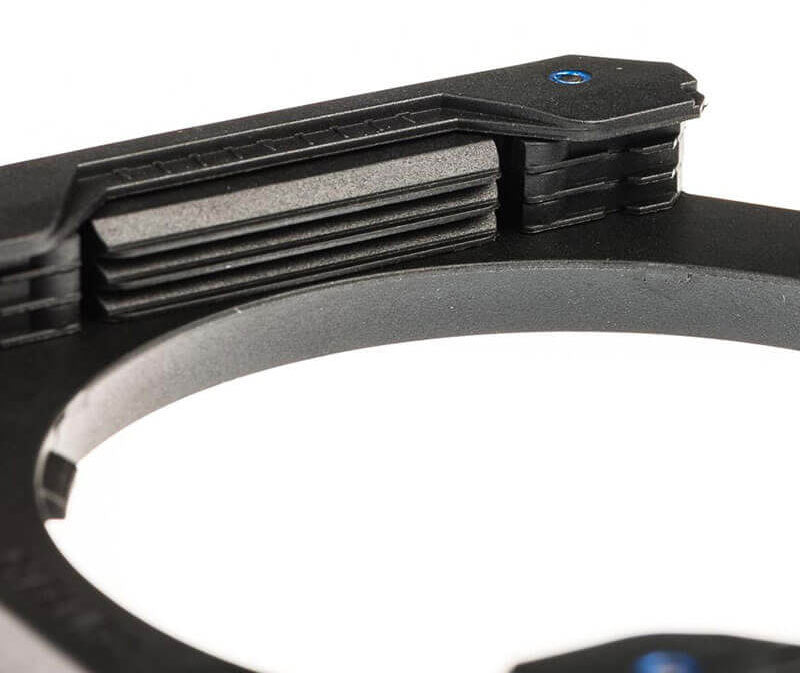 Benro FG100 Support de filtre universel avec bague d'objectif 77mm et 82mm