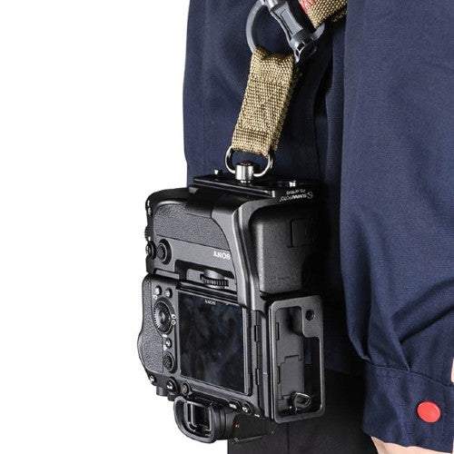 Sunwayfoto L-Plate pour Sony A7RIV poignée incluse
