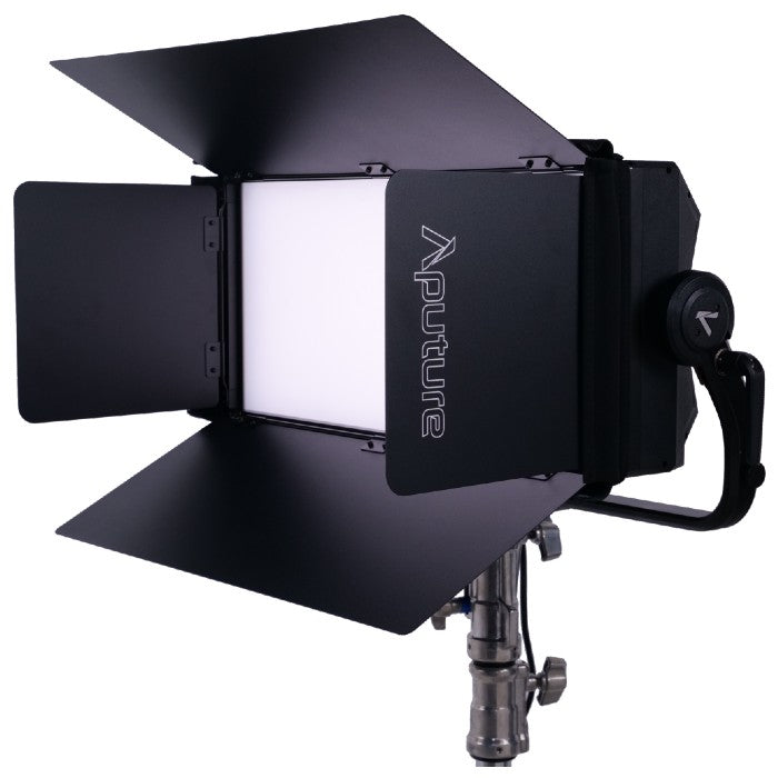 Coupe-flux Aputure Nova P600c