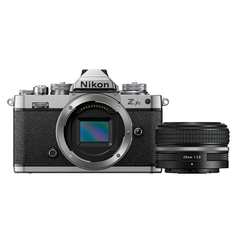 Nikon Z fc + 28 f/2.8 Spécial Edition