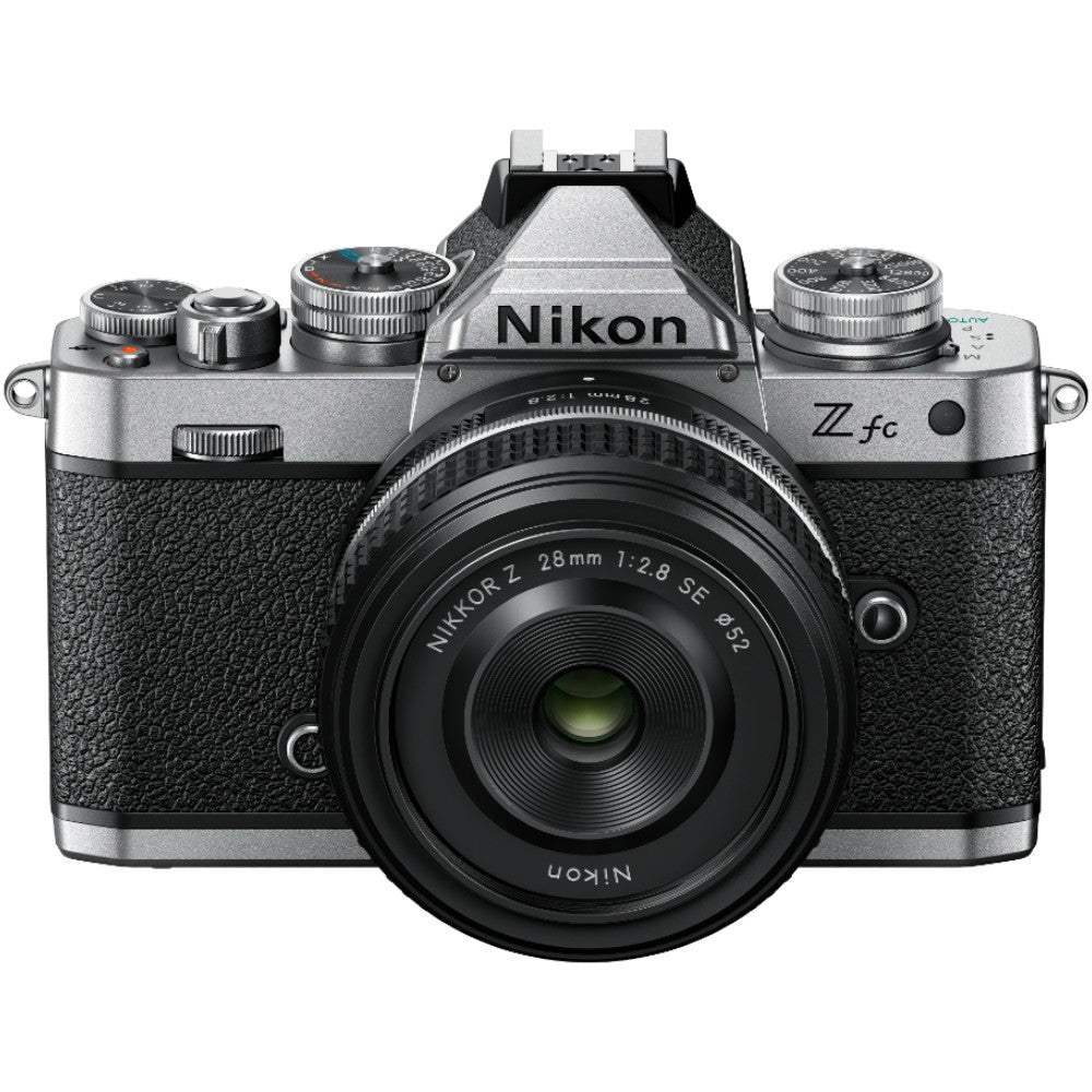 Nikon Z fc + 28 f/2.8 Spécial Edition