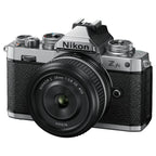 Nikon Z fc + 28 f/2.8 Spécial Edition