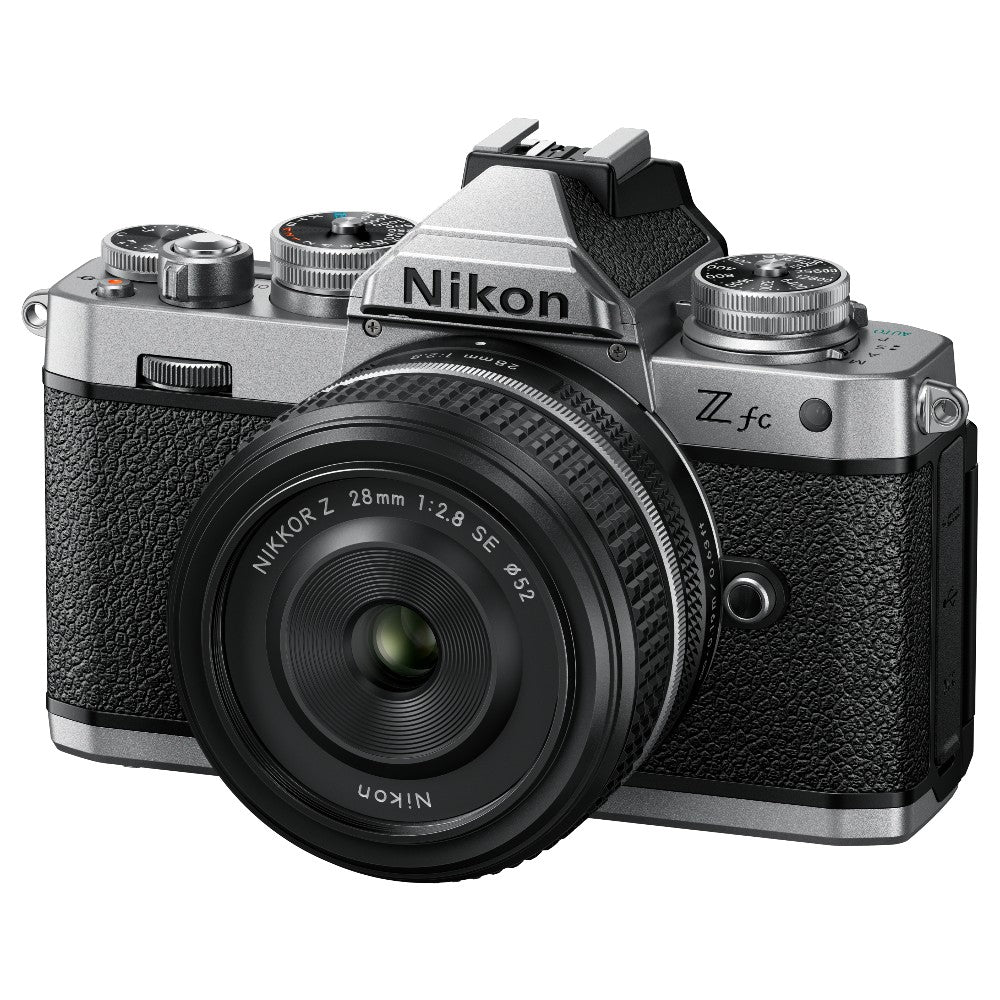Nikon Z fc + 28 f/2.8 Spécial Edition