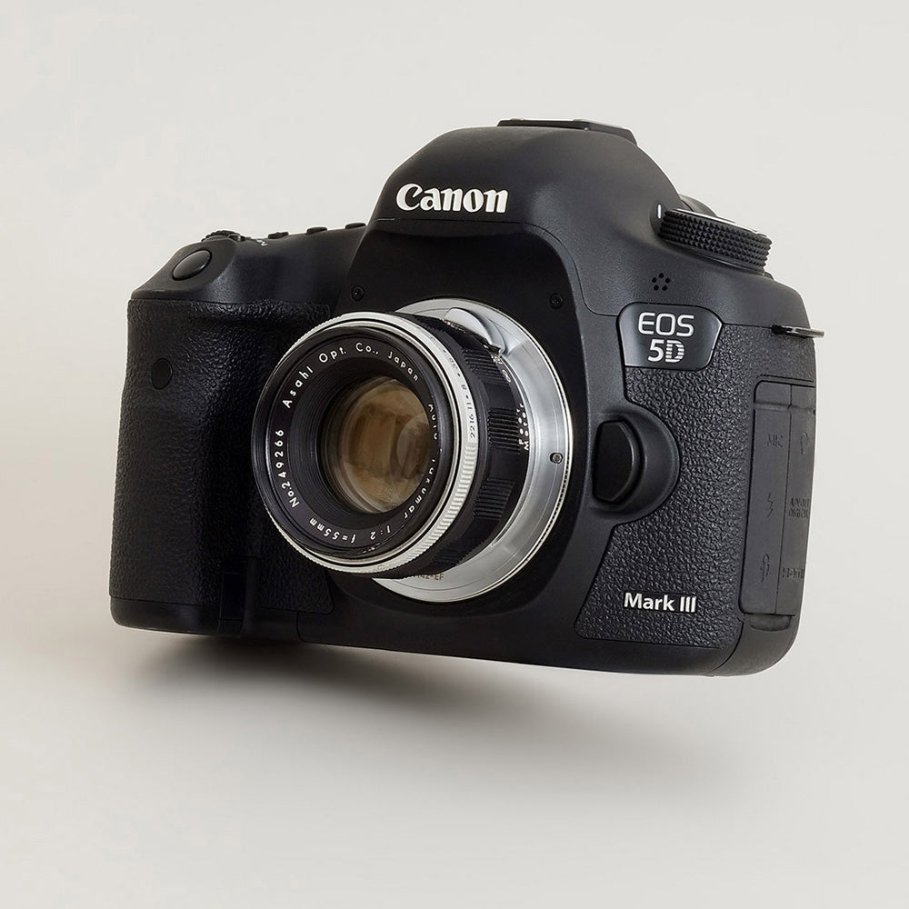 Urth Adaptateur de monture d'objectif : Compatible avec l'objectif M42 sur le boîtier de l'appareil photo Canon (EF / EF S)