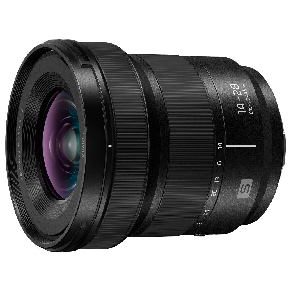 Panasonic Lumix DC-S5 II + Lumix S 14-28mm f/4-5.6 Macro
