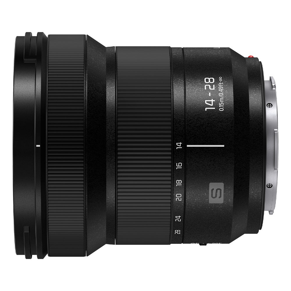 Panasonic Lumix DC-S5 II + Lumix S 14-28mm f/4-5.6 Macro