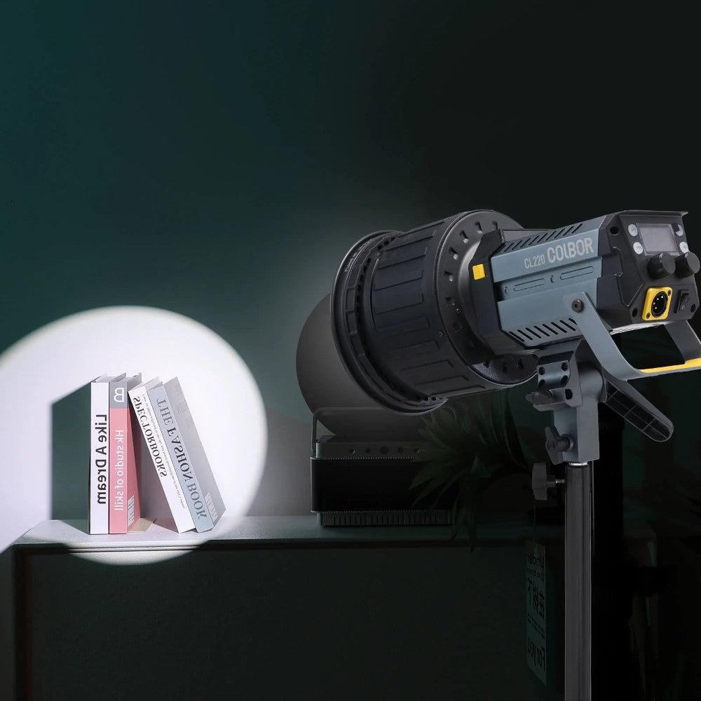 COLBOR COB Fresnel - 200