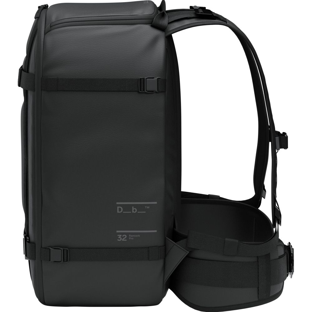 D_b_™ Ramverk Pro Backpack 32L, Black Out