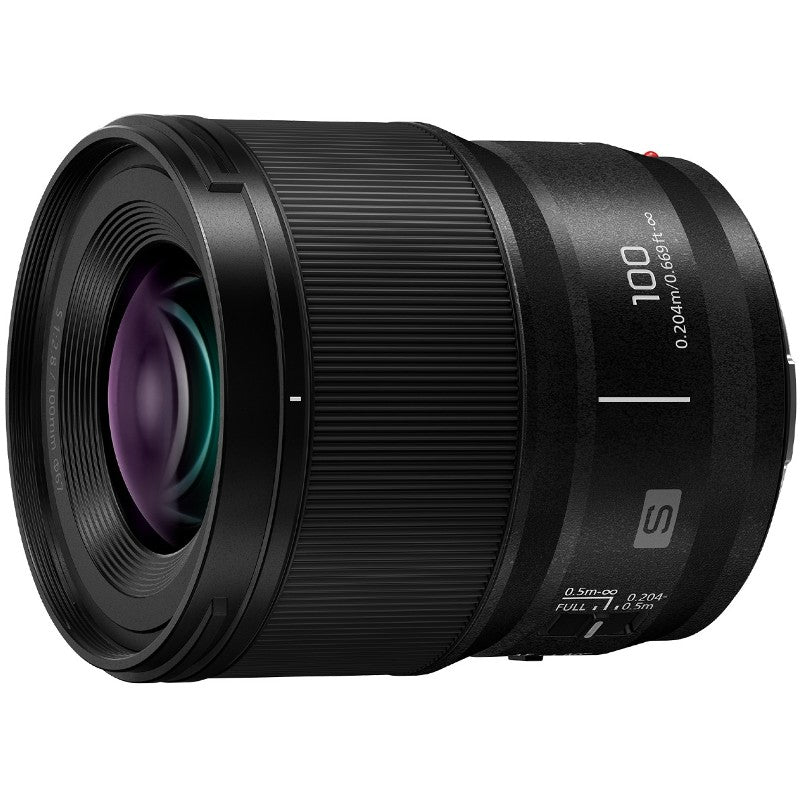 Panasonic Lumix DC-S5 IIX + Lumix S 100mm f/2.8 Macro