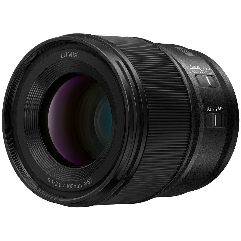 Panasonic Lumix DC-S5 IIX + Lumix S 100mm f/2.8 Macro