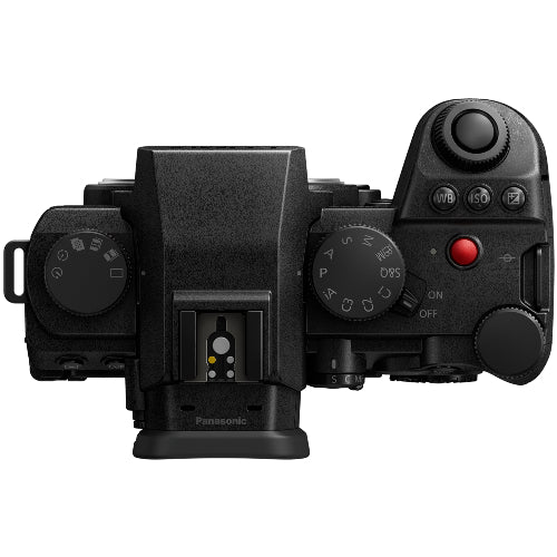 Panasonic Lumix DC-S5 IIX + Lumix S Pro 16-35mm f/4.0