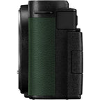 Panasonic Lumix S9 Boîtier Foncé Olive + Lumix S 26mm f/8 Mise au point manuelle