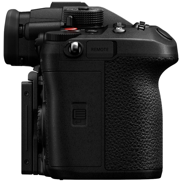 Panasonic Lumix DC-GH7 body + MFT 12-60mm f/3.5-5.6 ASPH Power OiS Lumix G Vario