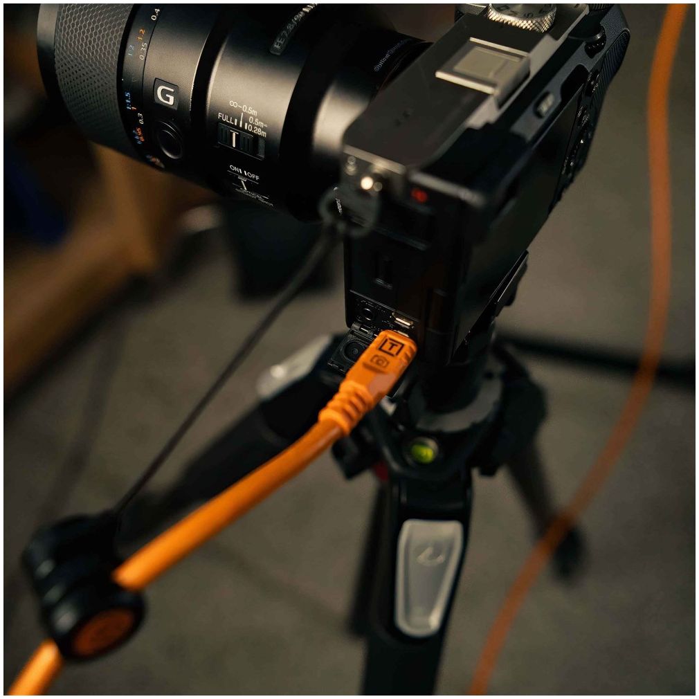 Tether Tools TetherPro Optima 10G USB-C, 31' (9,4m), Orange Droit