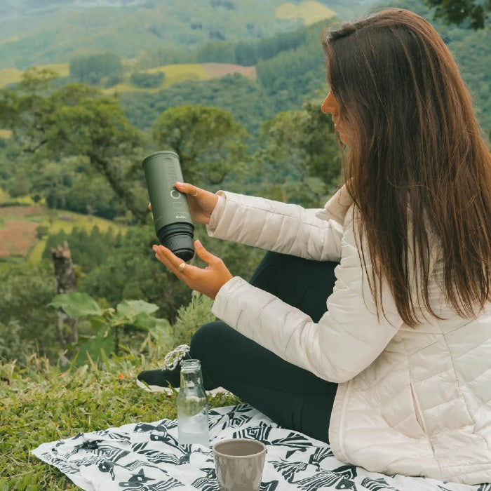 OutIn Nano Portable Electric Espresso Machine – Vert forêt