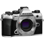 OM SYSTEM OM-5 II Argent + 45mm f/1.8