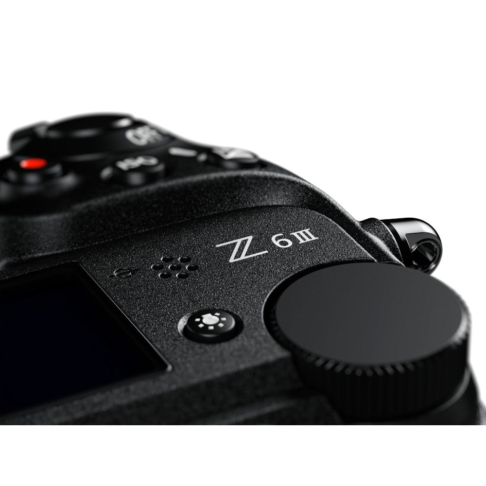 Nikon Z6 III Appareil Photo Hybride + Tamron 28-75mm f/2.8 Di III VXD G2