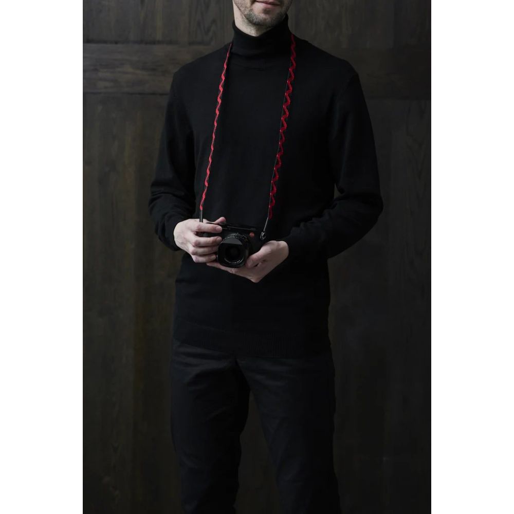 Artisan & Artist ACAM 318 Sazanami Bracelet en soie noir/rouge