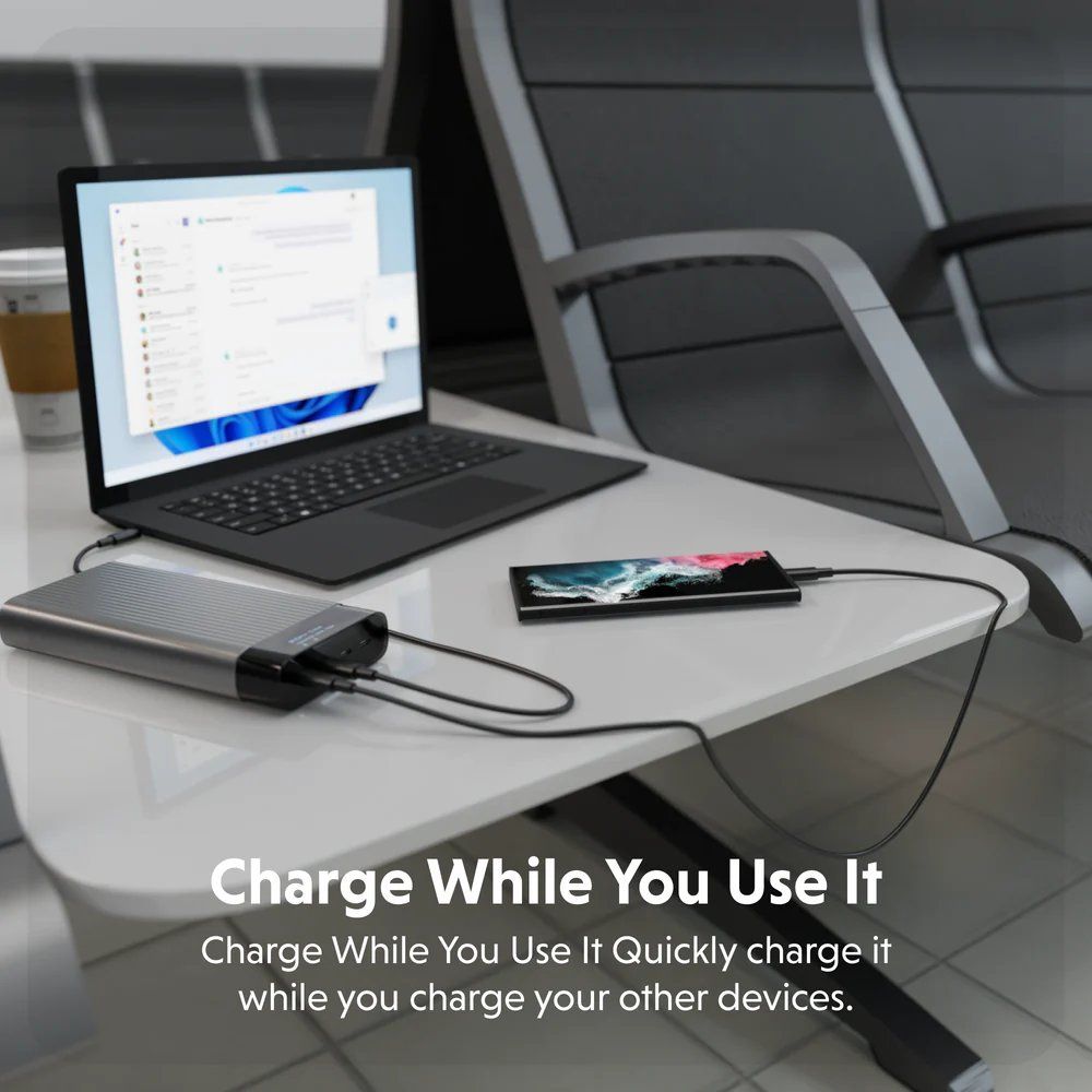 Batterie externe Hyper HyperJuice 4 ports (27 000 mAh/245 W)