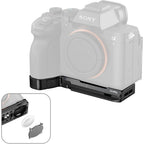Plaque de base SmallRig 6033 avec emplacement pour AirTag pour Sony Alpha 7 V / 7R V / 7 IV