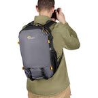 Lowepro Trekker Lite BP 150 AW, gris