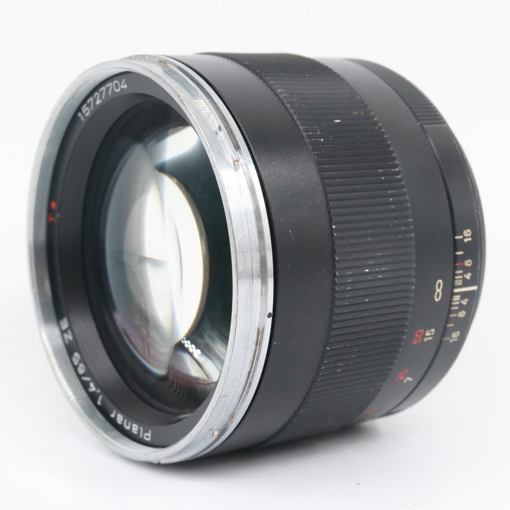 Zeiss 85mm F/1.4 Planar T* ZE Canon used