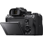 Sony A7 III + FE 28–70mm f/3.5–5.6 OSS II