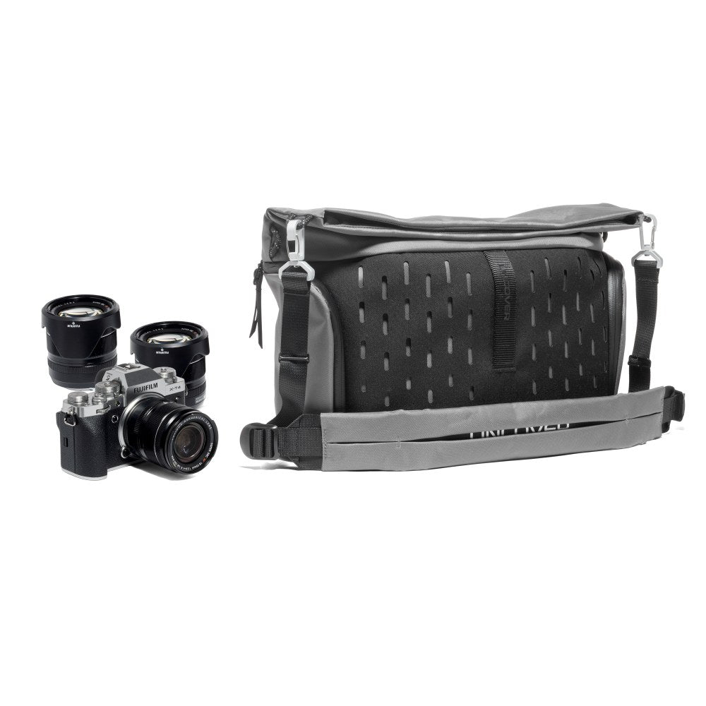 Manfrotto UNCOVER Sac Bandoulière 12L