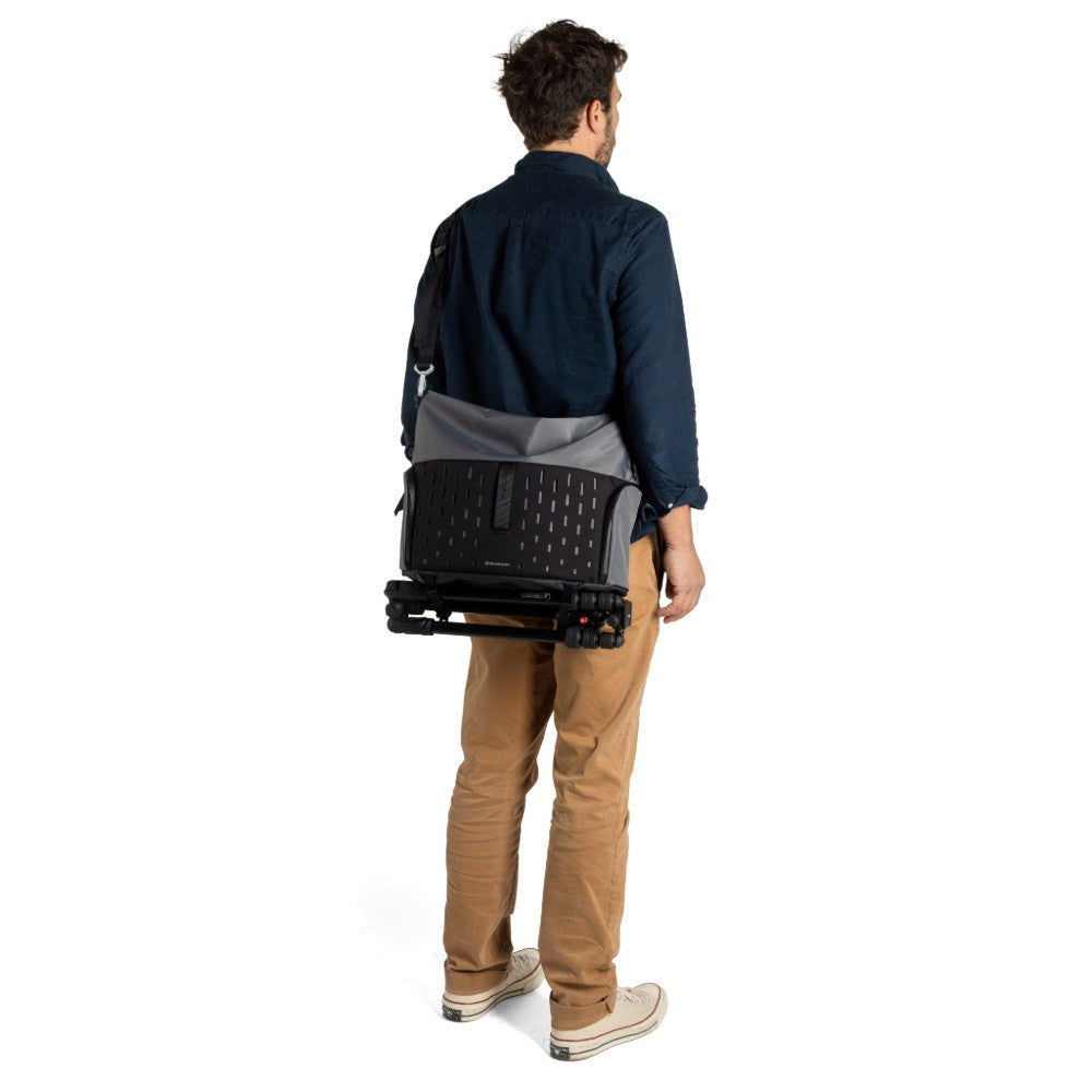 Manfrotto UNCOVER Sac Bandoulière 12L