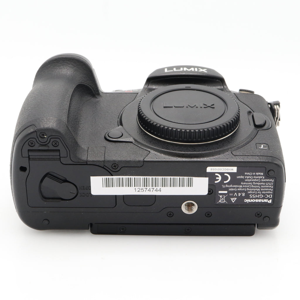 Panasonic Lumix DC-GH5S body used