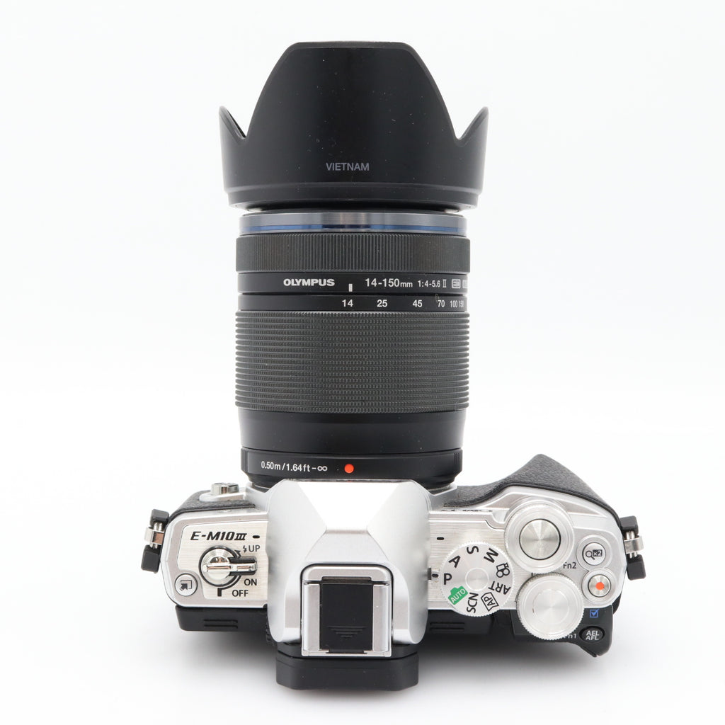 Olympus OM-D E-M10 mark III silver + M.Zuiko Digital ED 14-150mm f/4-5.6 II used