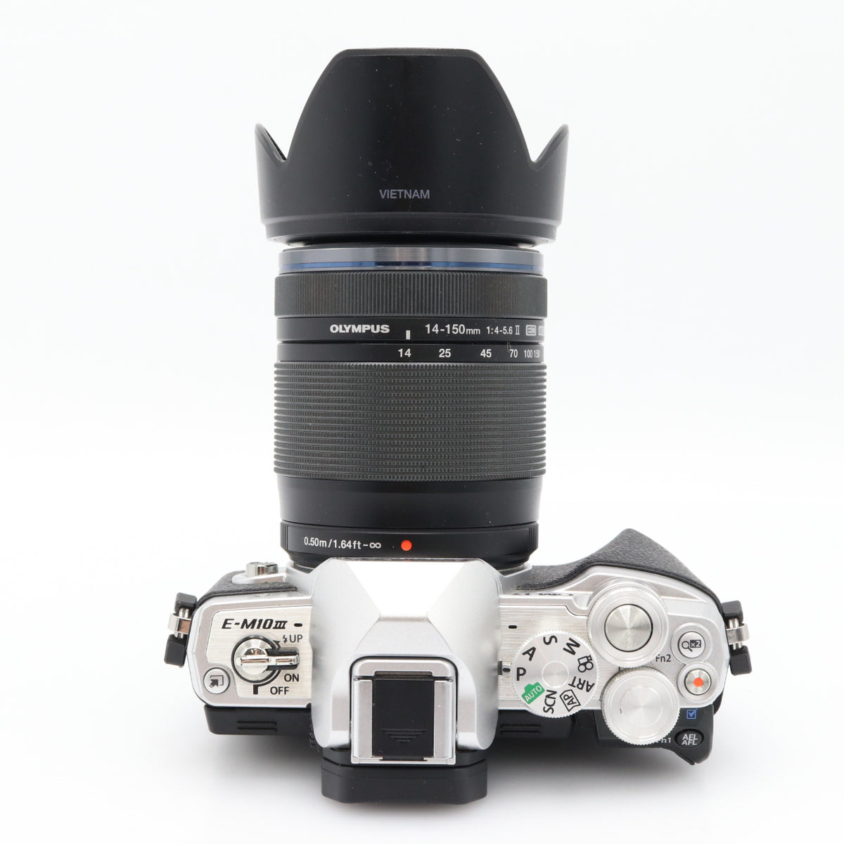 Olympus OM-D E-M10 mark III silver + M.Zuiko Digital ED 14-150mm f/4-5.6 II used