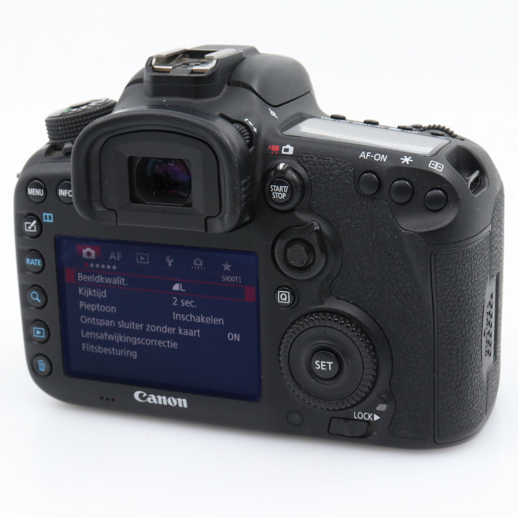 Canon EOS 7D mark II body used