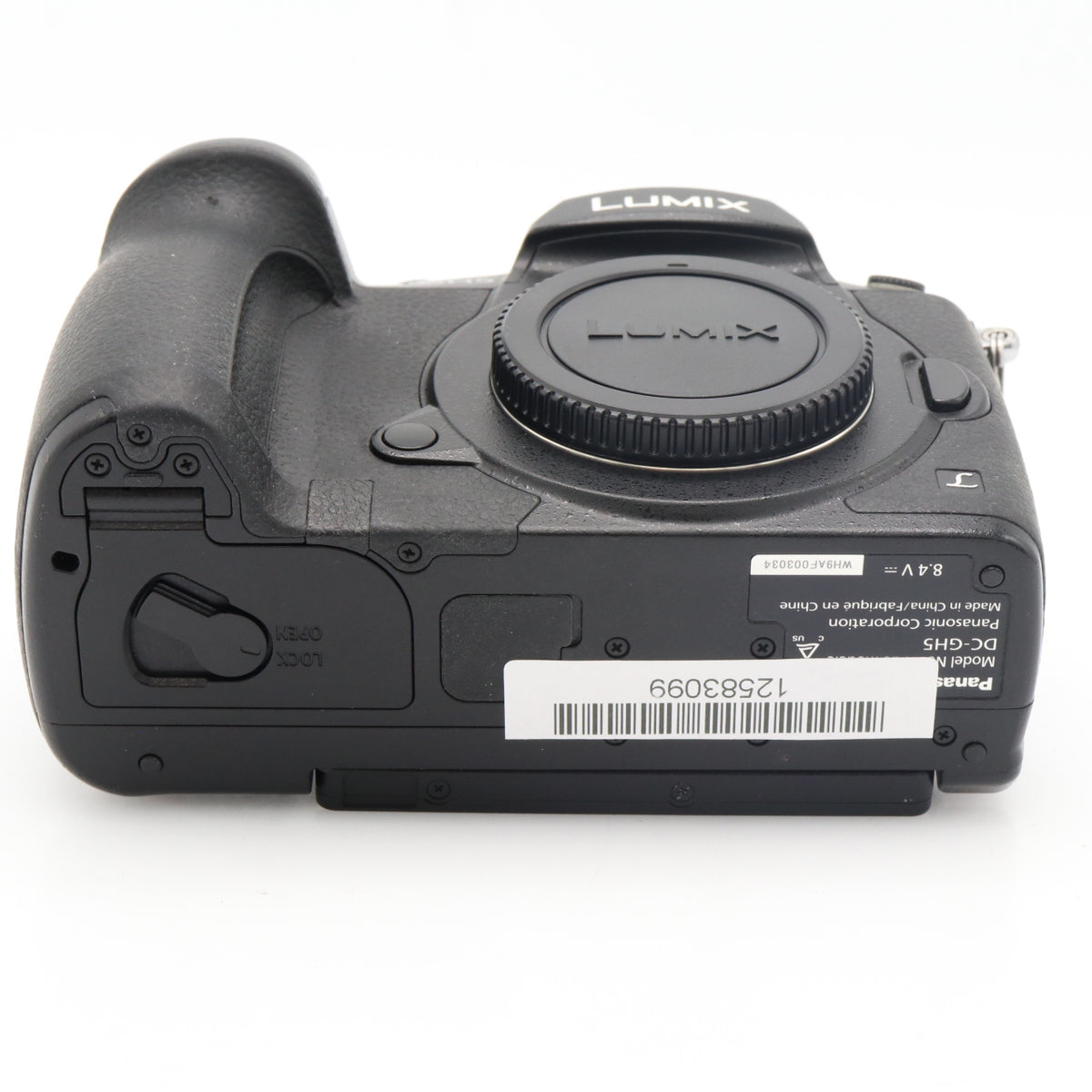 Panasonic Lumix DMC-GH5 body used