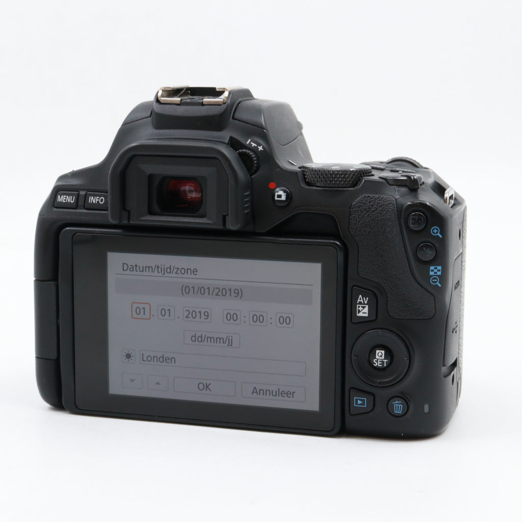 Canon EOS 250D boîtier occasion