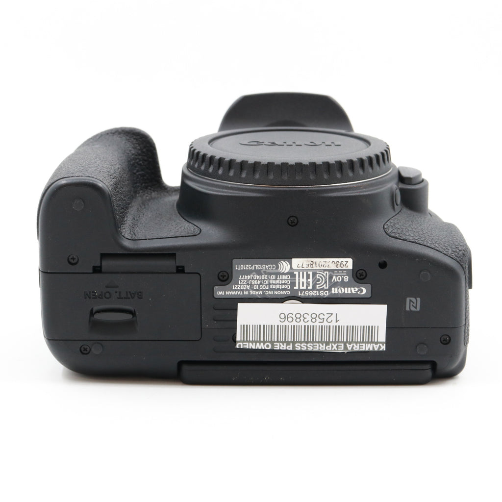 Canon EOS 750D body used