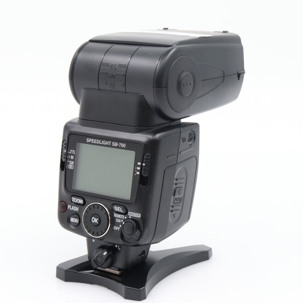 Nikon Speedlight SB-700 used