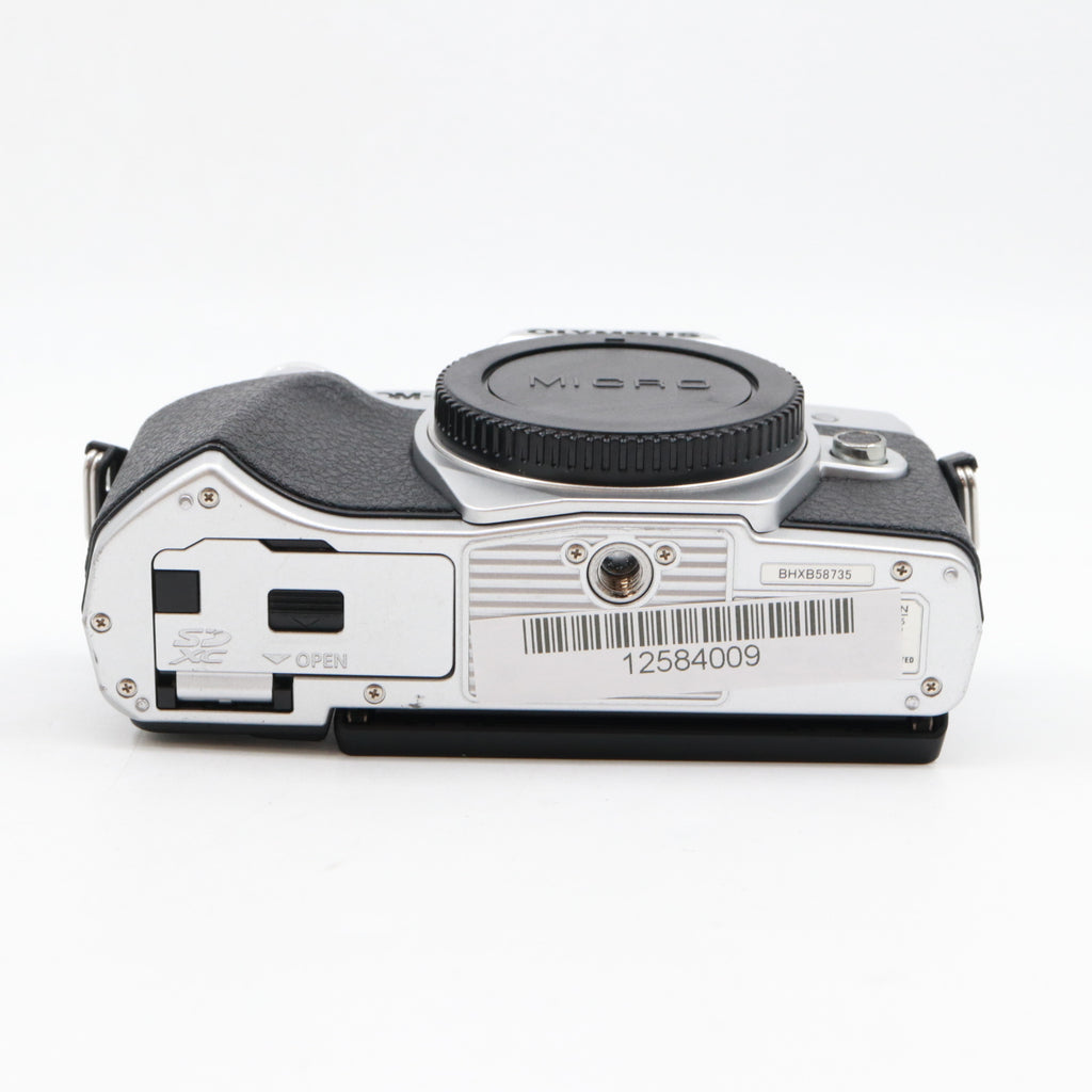 Olympus OM-D E-M10 mark III body used