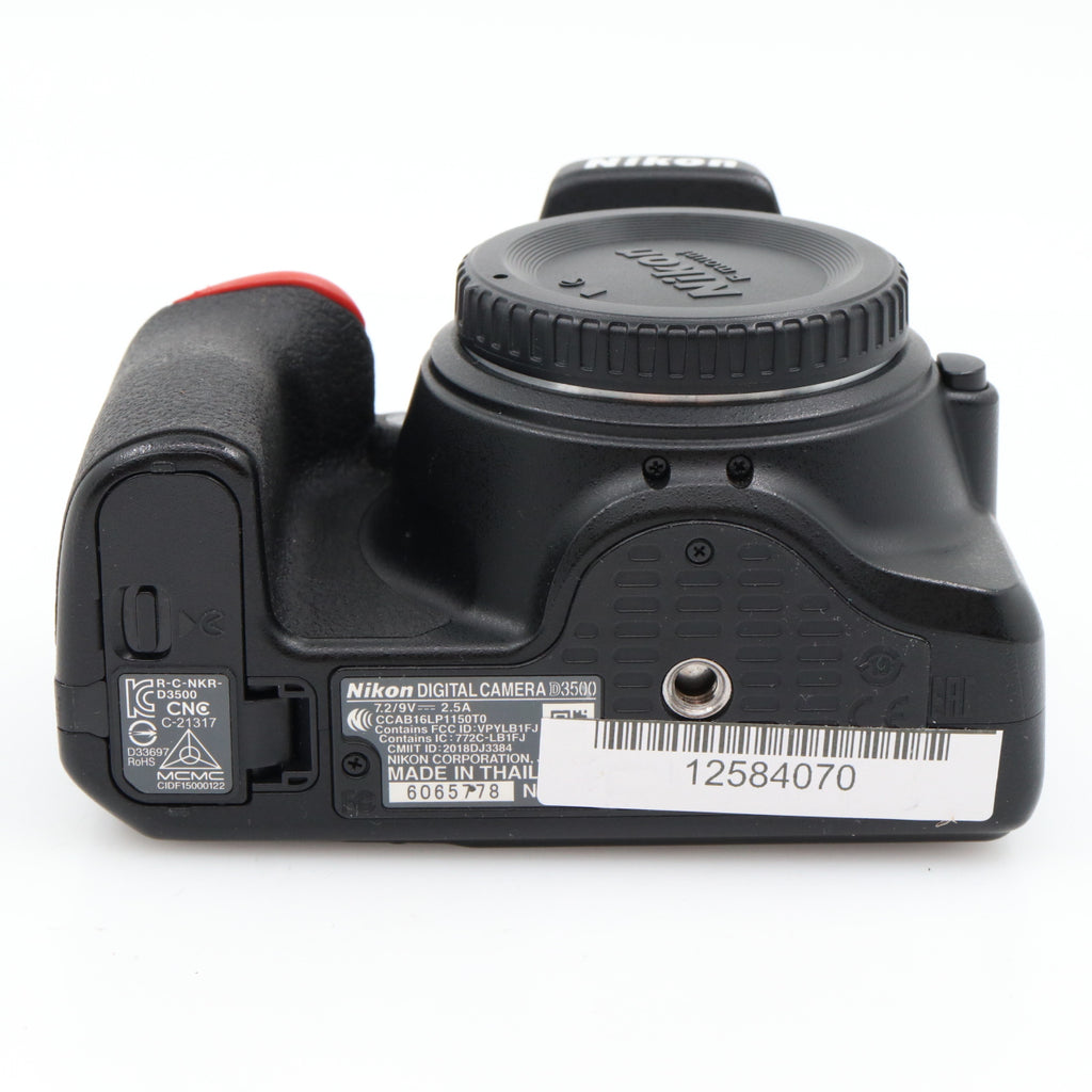 Nikon D3500 body used