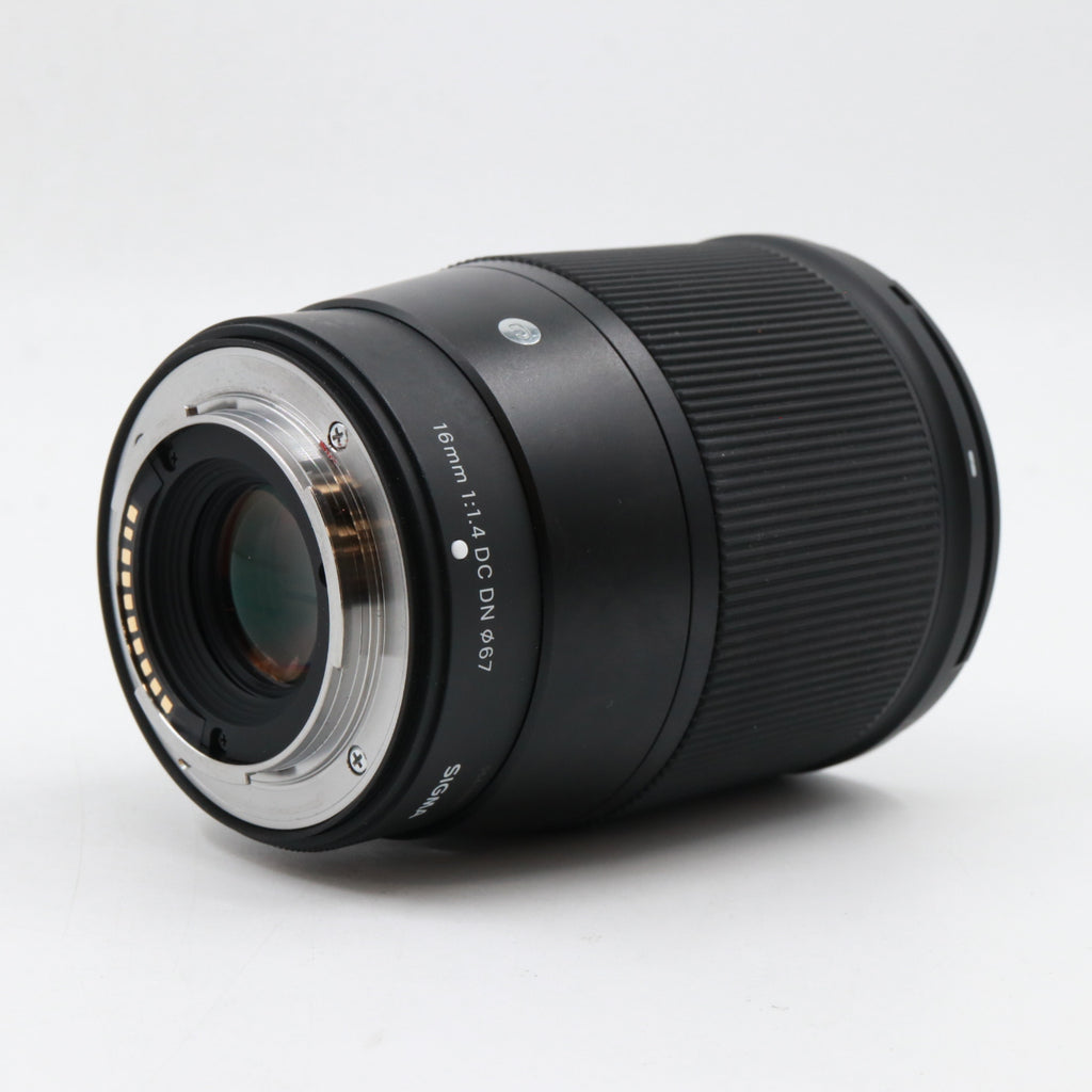 Sigma 16mm F/1.4 DC DN Contemporary Fujifilm X used