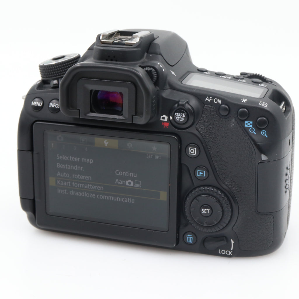 Canon EOS 80D body used