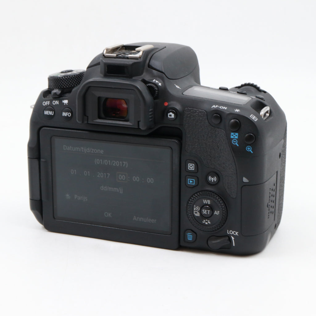 Canon EOS 77D body used