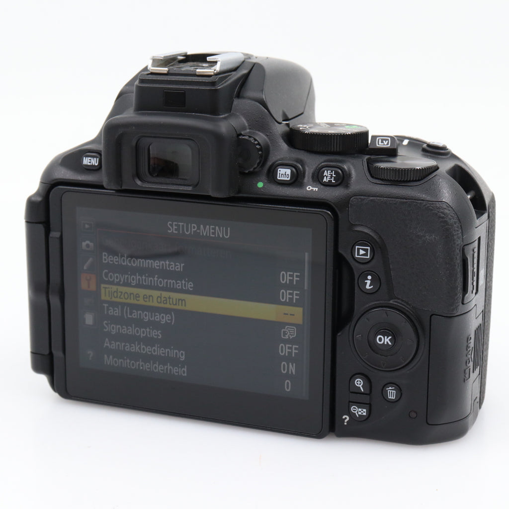 Nikon D5600 body used