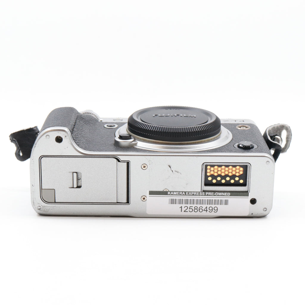 Fujifilm X-T4 body silver used