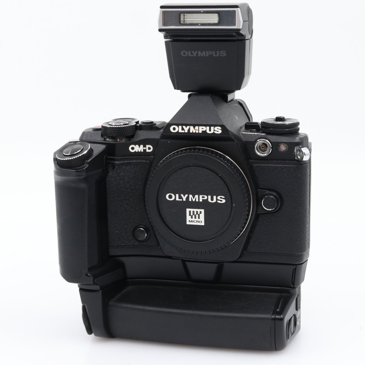 Olympus OM-D E-M5 Mark II + HLD-6P occasion