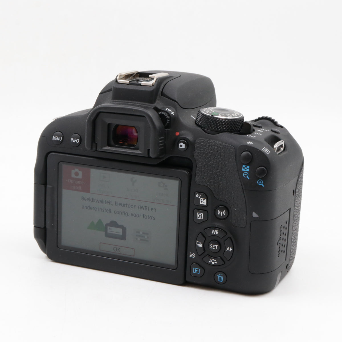 Canon EOS 800D body used